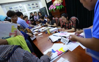 Sở Giáo dục - Đào tạo Hà Nội: 'Trường thu phí giữ chỗ là sai qui định'